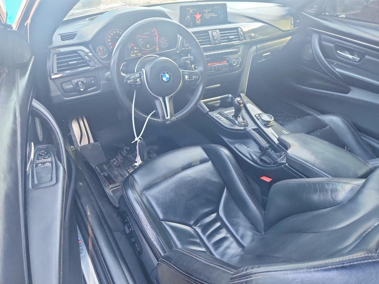 2015 BMW M4 - zdjęcie 8