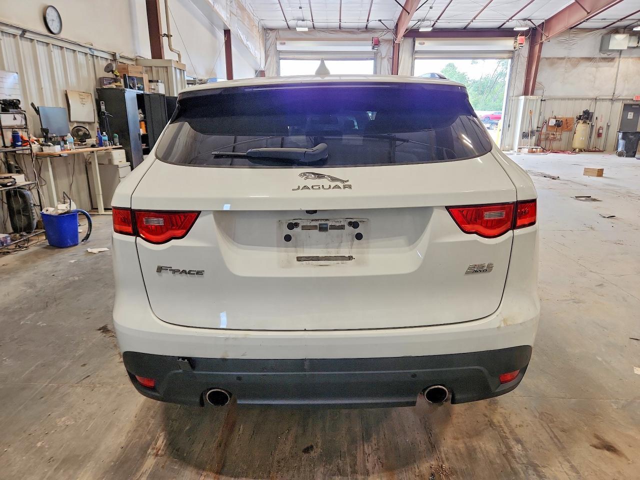 2017 Jaguar F-Pace Premium - zdjęcie 6
