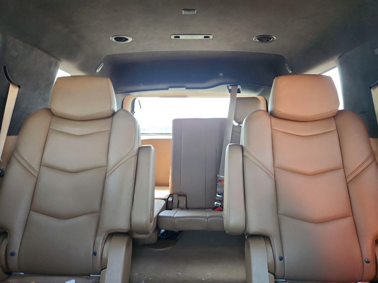 2017 Cadillac Escalade Platinum - zdjęcie 10