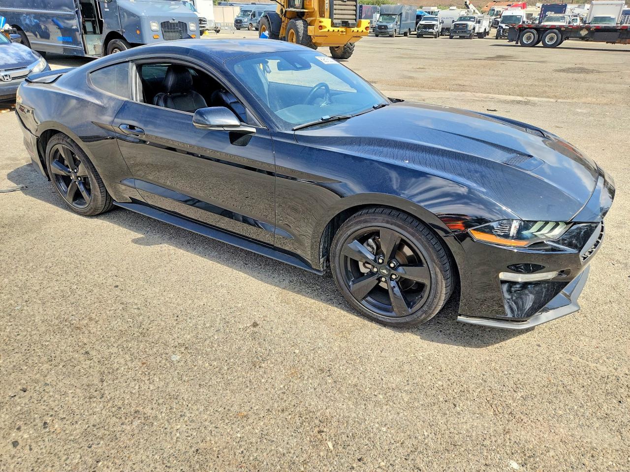 2022 Ford Mustang Mach - zdjęcie 4