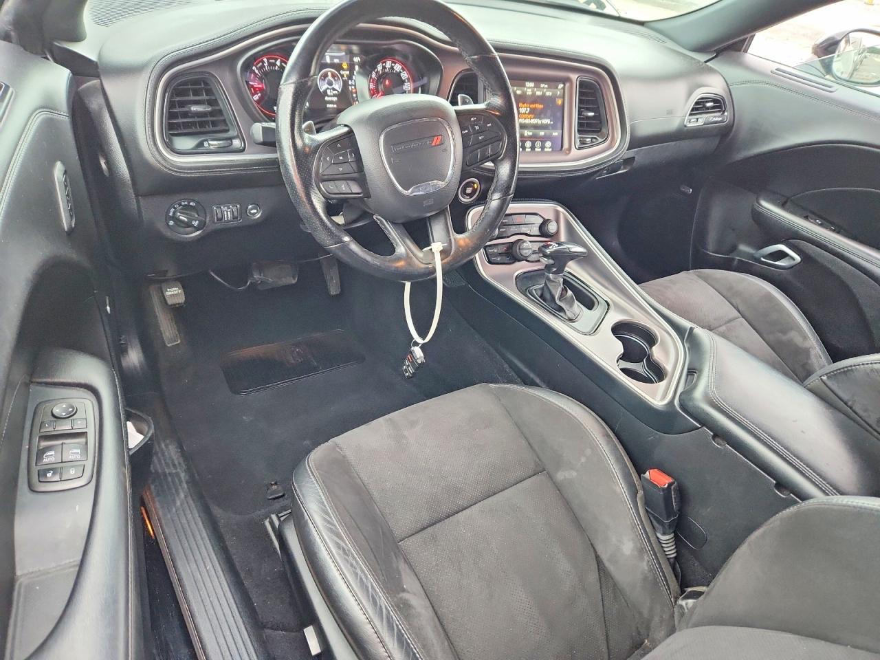 2022 Dodge Challenger R/T - zdjęcie 8