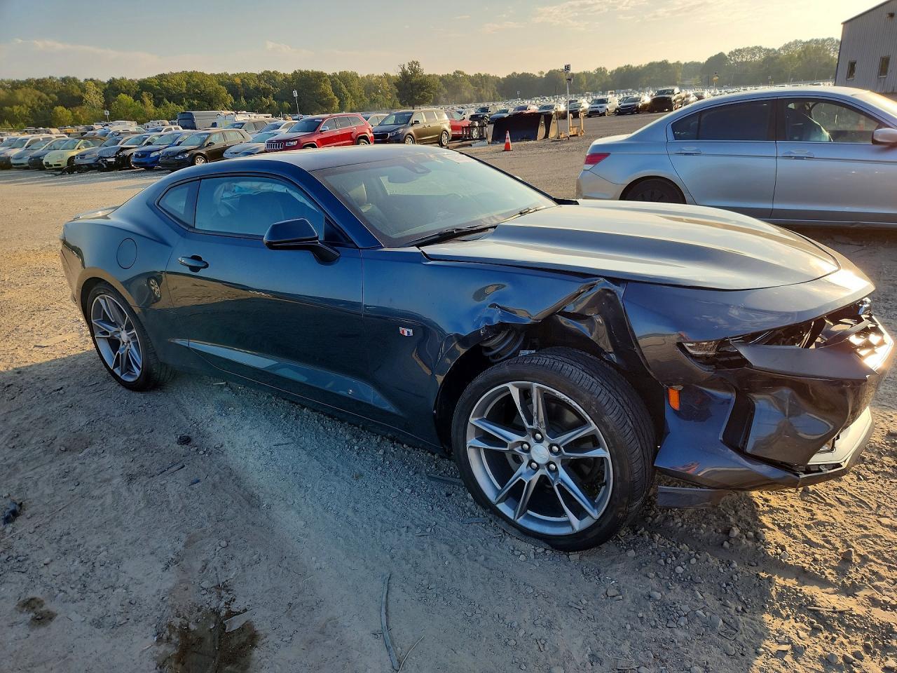 2019 Chevrolet Camaro Lt - zdjęcie 4
