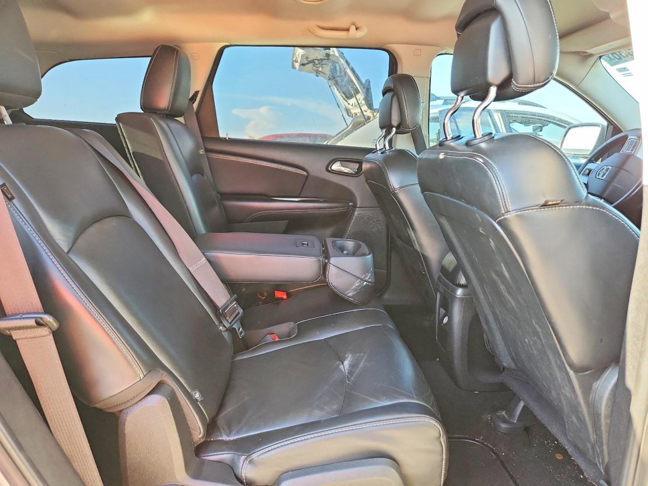2016 Dodge Journey Crossroad - zdjęcie 10