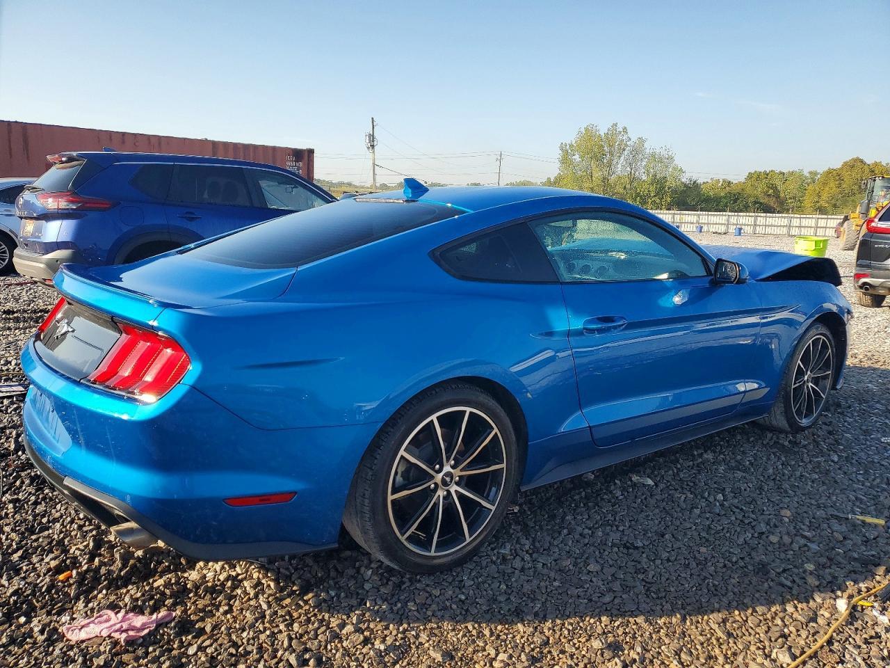 2020 Ford Mustang - zdjęcie 4