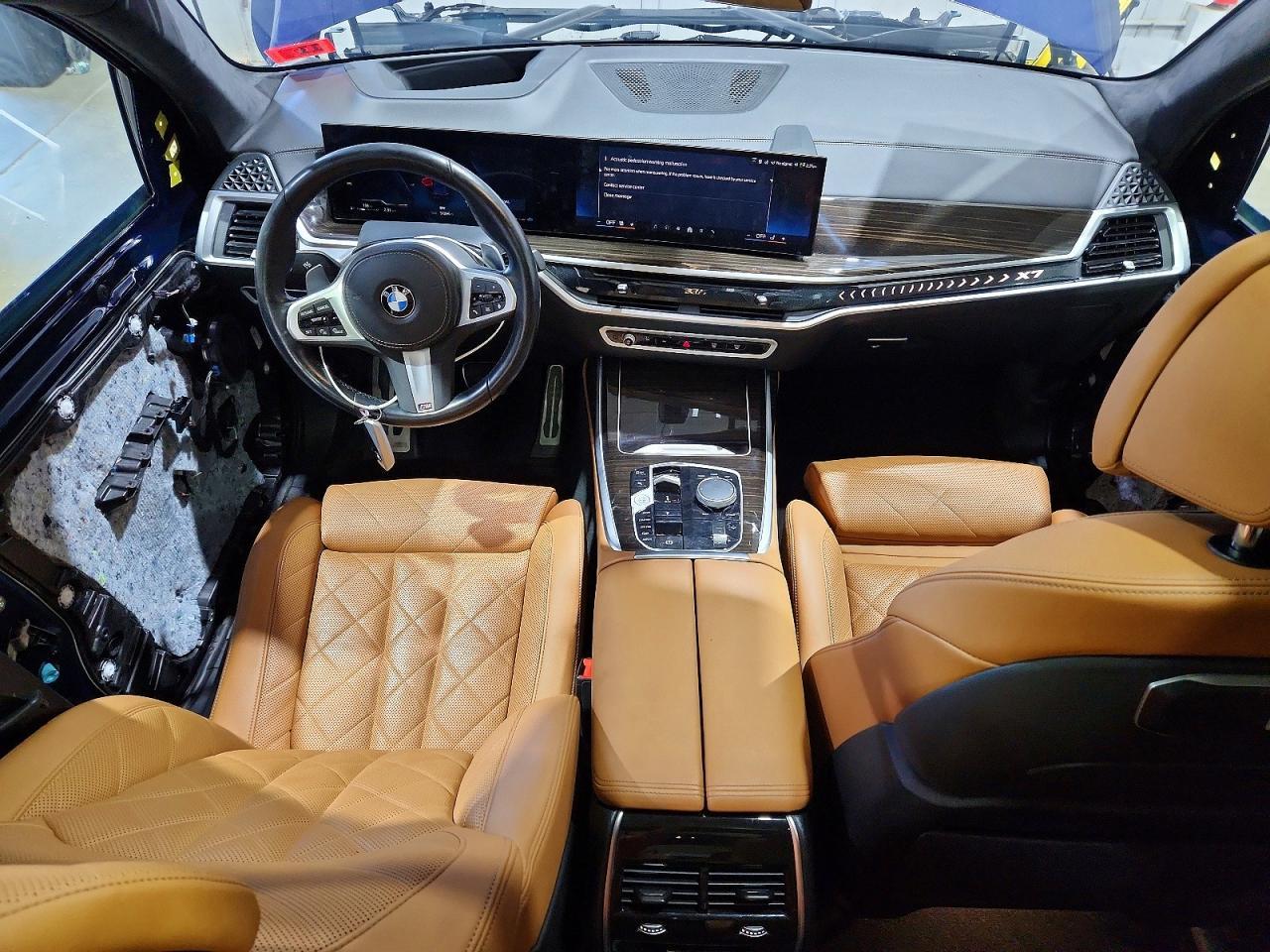 2024 BMW X7 xDrive40I - zdjęcie 8