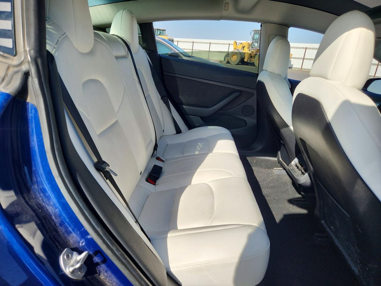 2021 Tesla Model 3 - zdjęcie 10