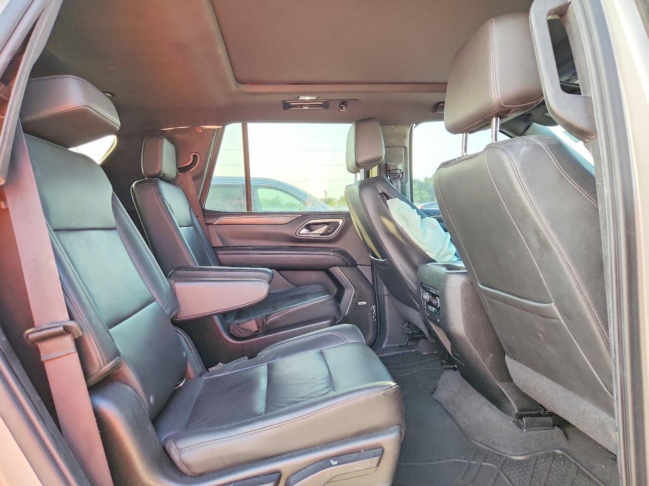 2021 Chevrolet Tahoe C1500 Lt - zdjęcie 11