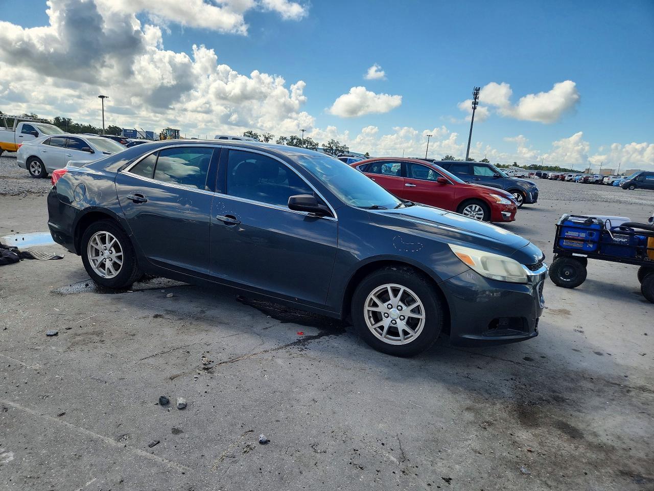 2014 Chevrolet Malibu Ls - zdjęcie 4