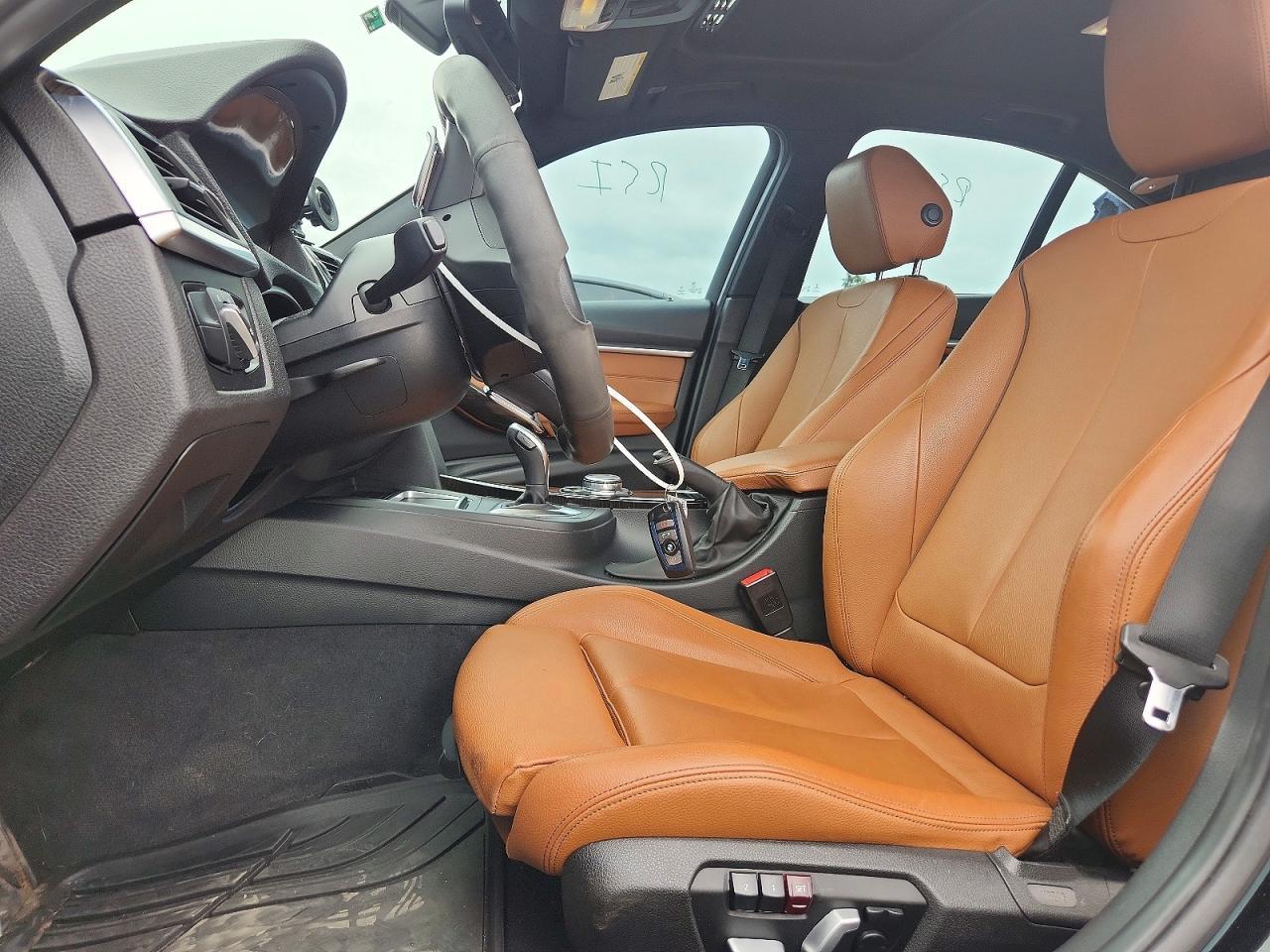 2016 BMW Seria 3 340i - zdjęcie 7
