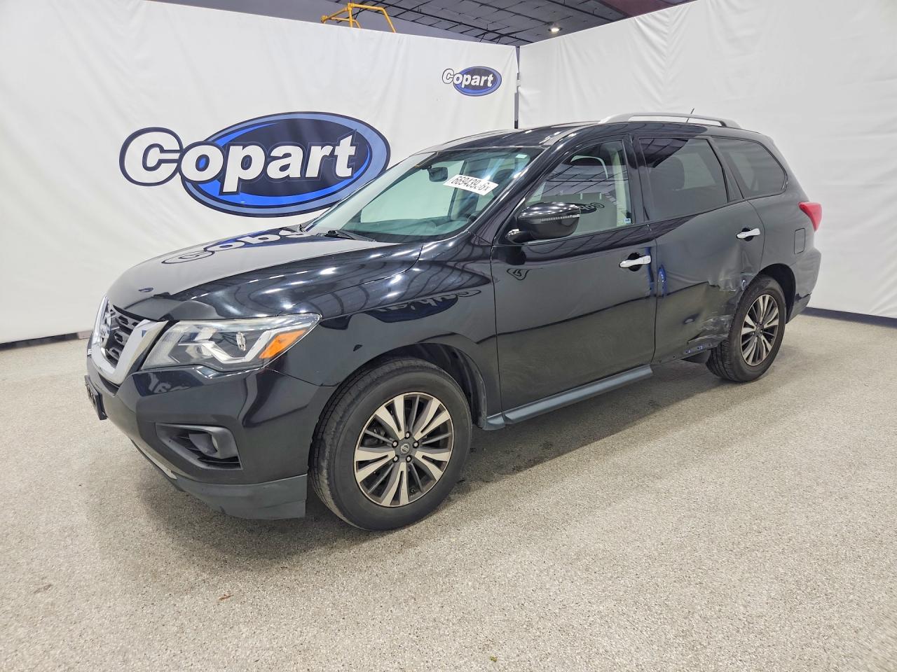 2018 Nissan Pathfinder Sv - zdjęcie główne
