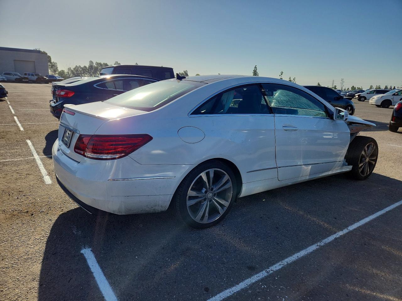 2016 Mercedes-Benz E 400 - zdjęcie 3