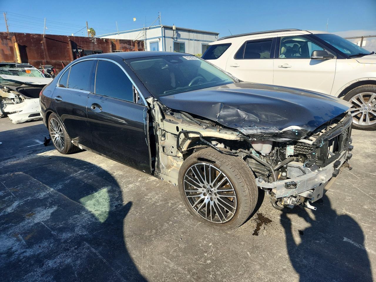2022 Mercedes-Benz C 300 - zdjęcie 4