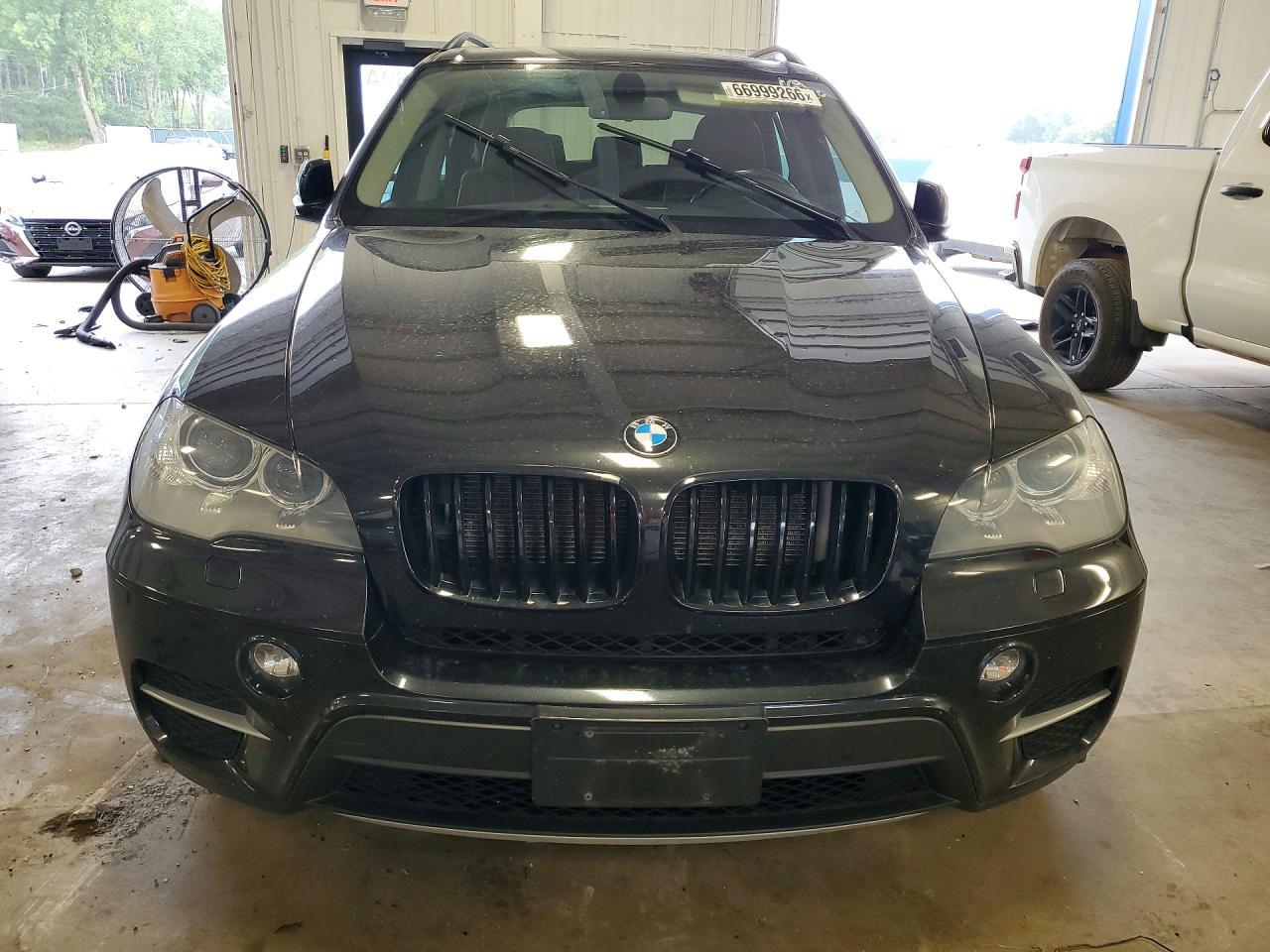 2013 BMW X5 xDrive35I - zdjęcie 5