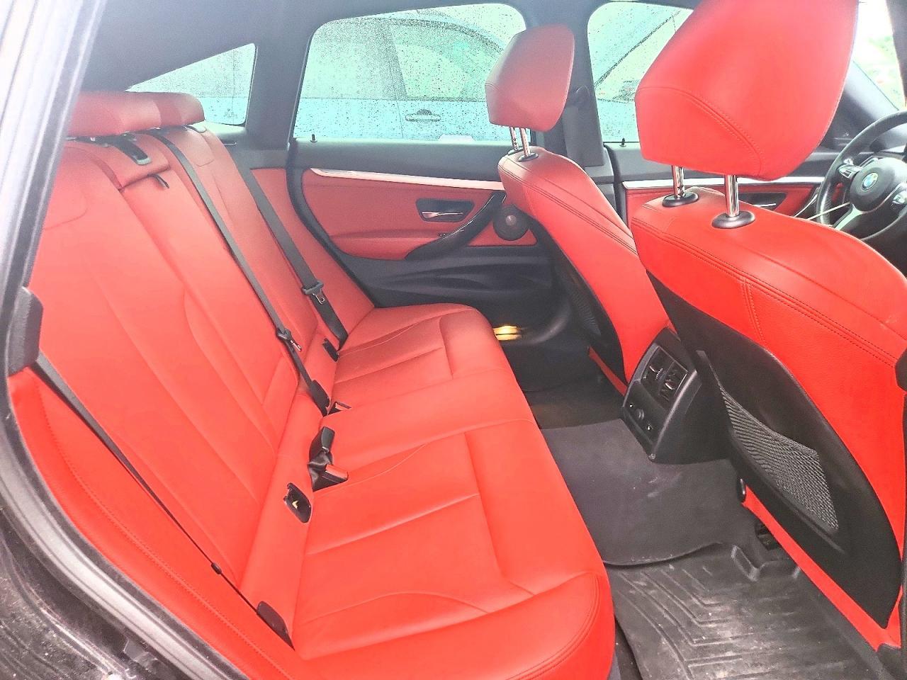 2017 BMW Seria 3 340i - zdjęcie 10