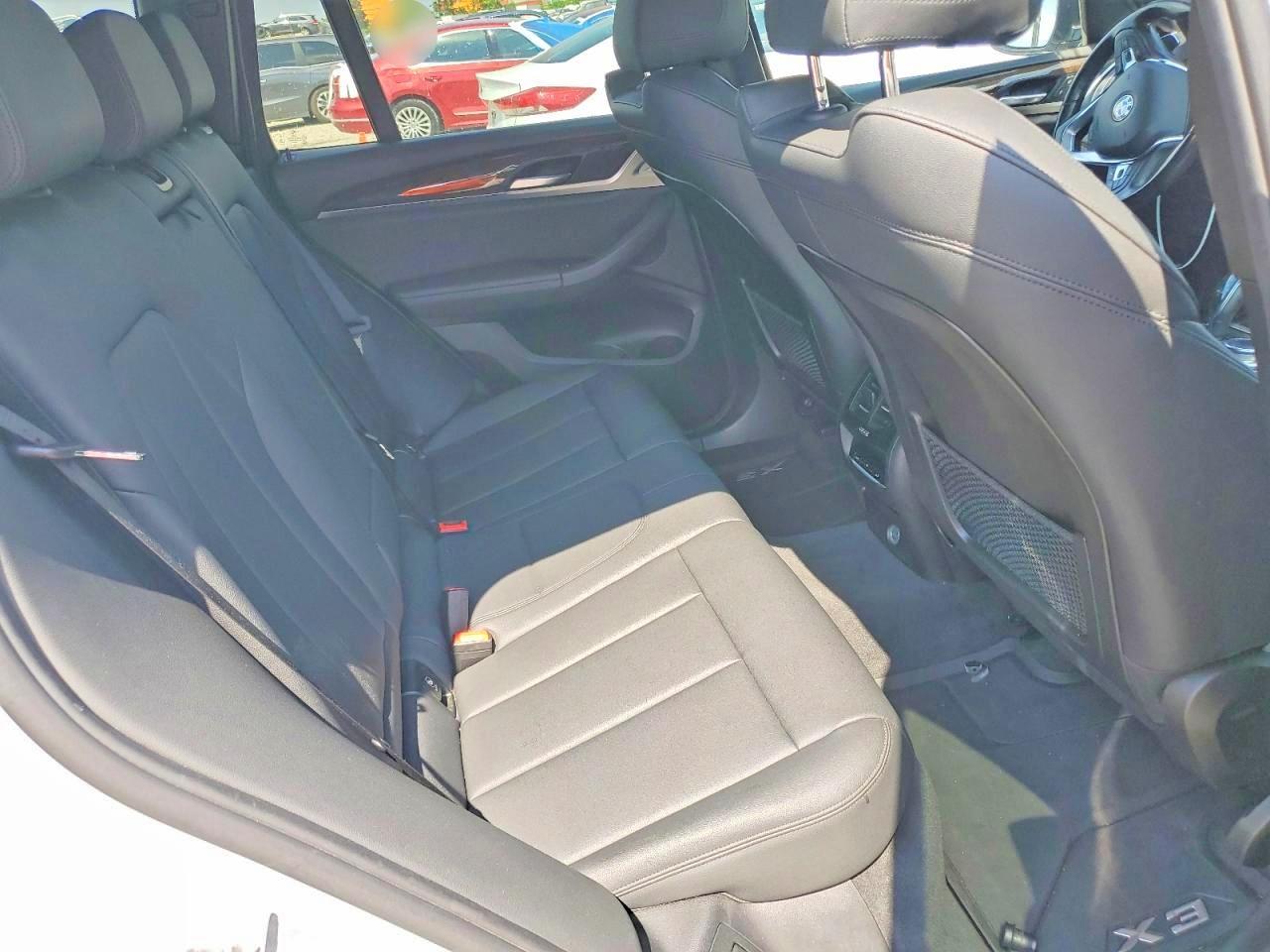 2018 BMW X3 xDrive30I - zdjęcie 11
