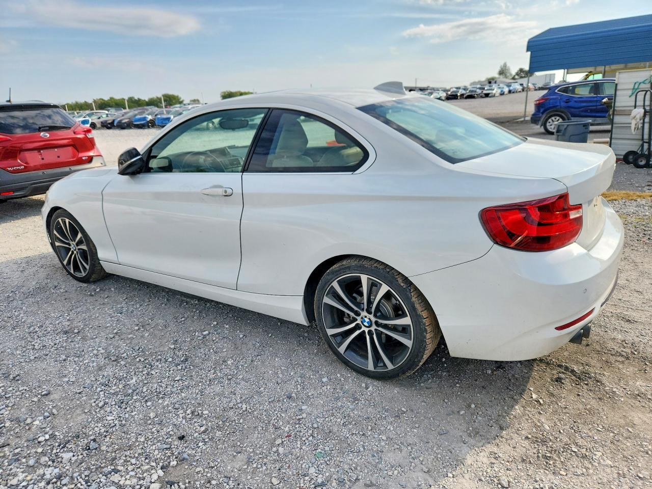 2014 BMW 228 I - zdjęcie 2