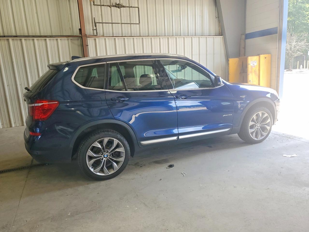 2017 BMW X3 xDrive35I - zdjęcie 3