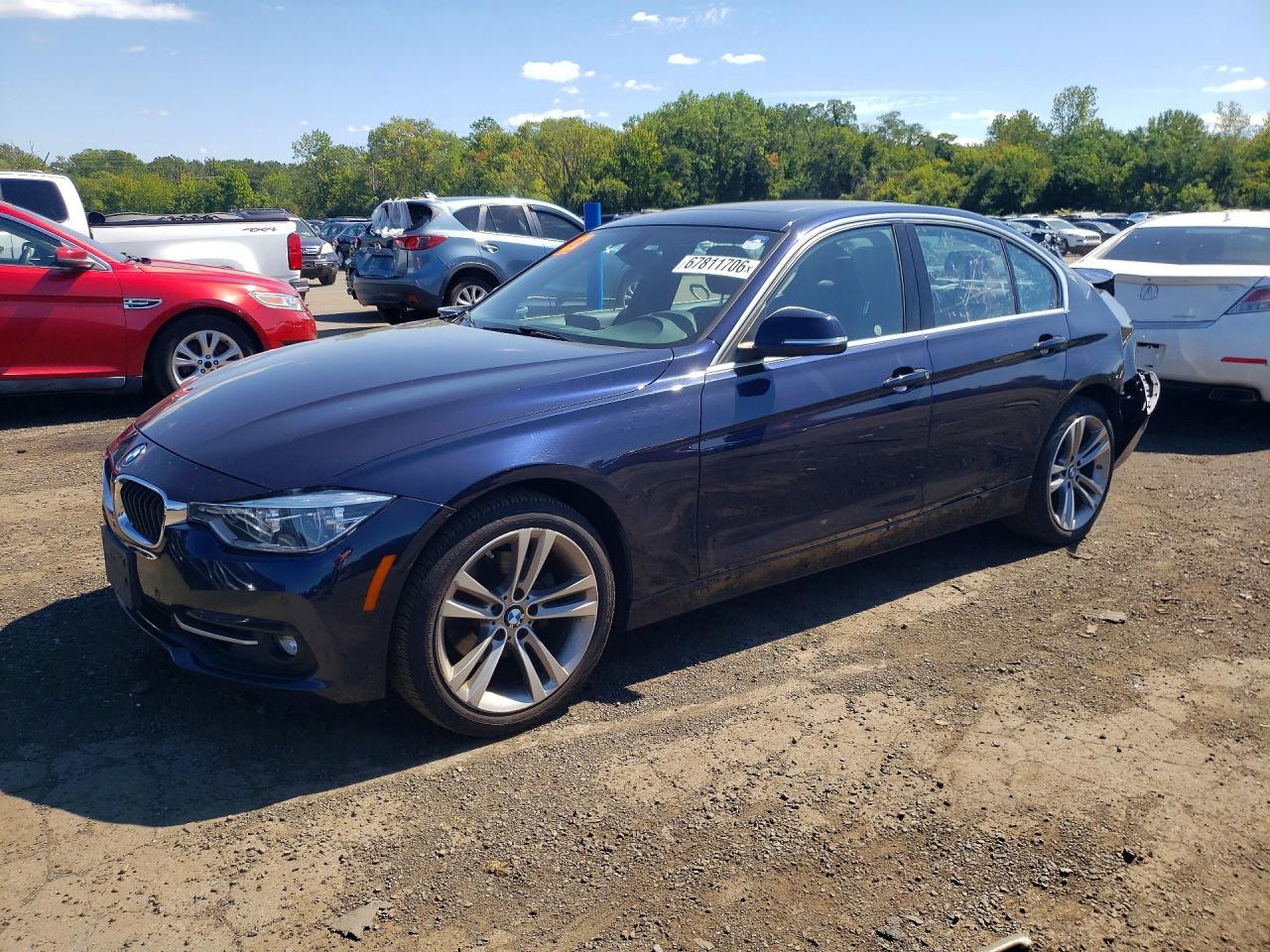 2017 BMW 330 Xi - zdjęcie główne