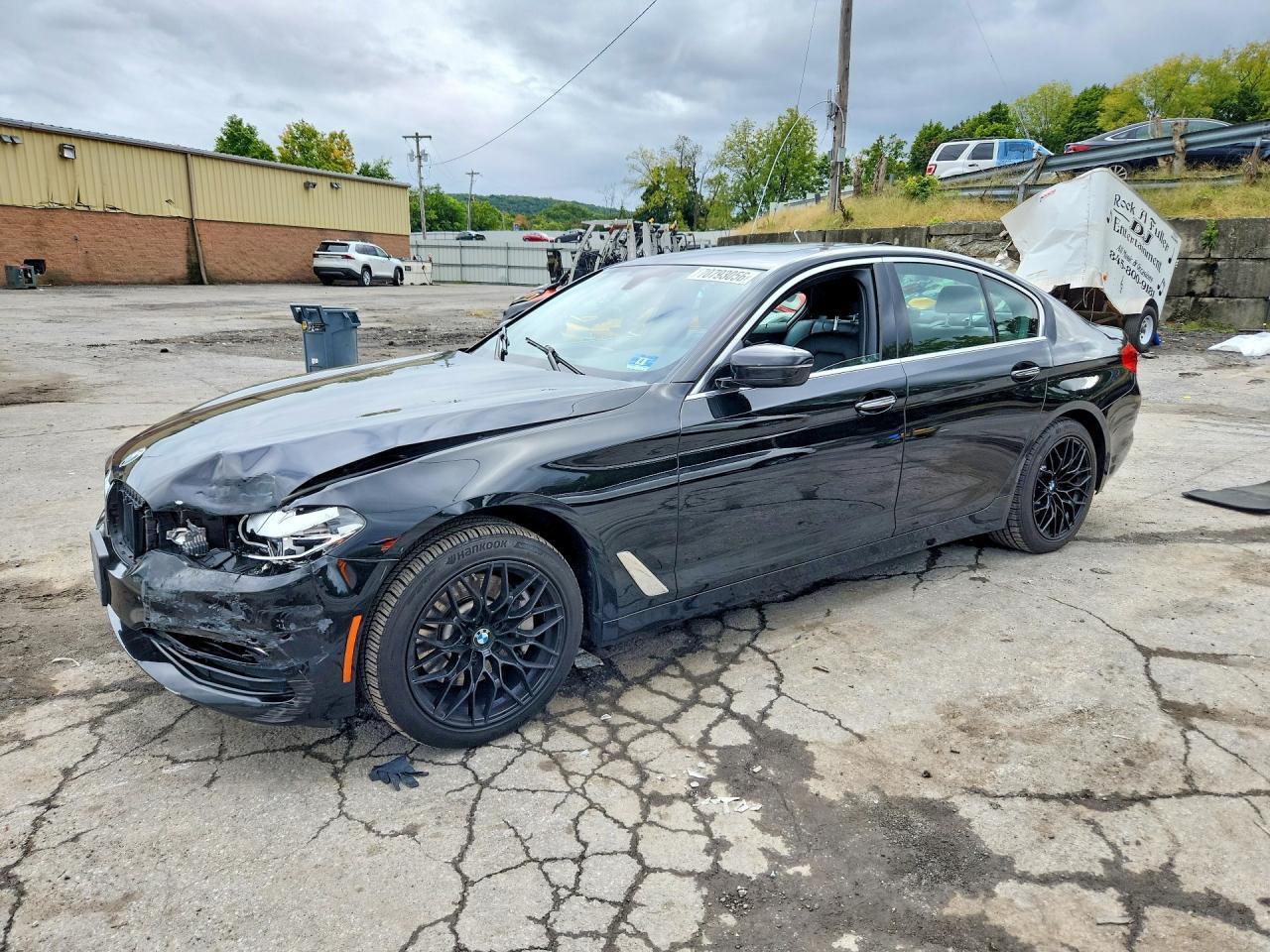 2018 BMW Seria 5 530i - zdjęcie główne