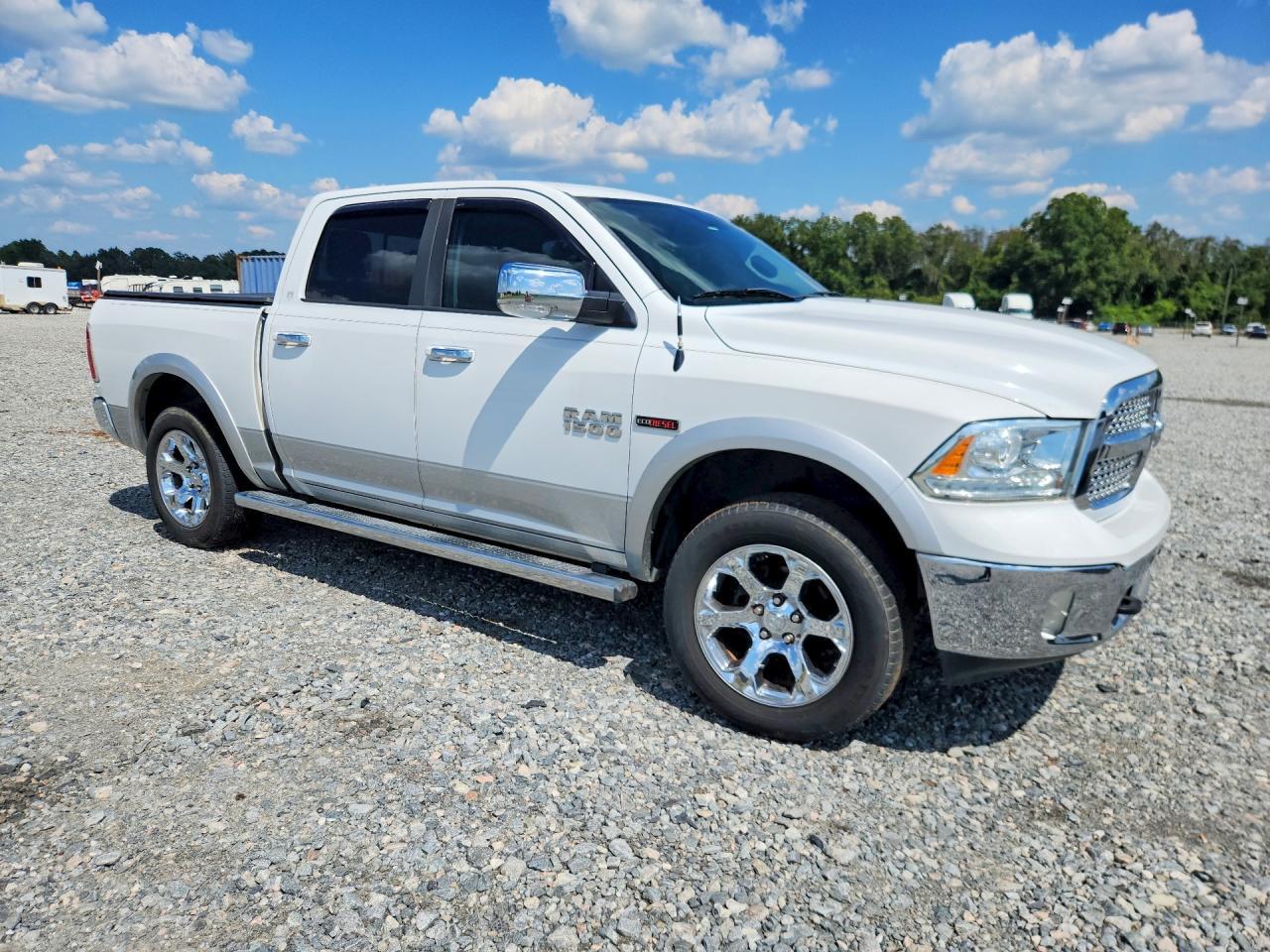 2016 Ram 1500 Laramie - zdjęcie 4