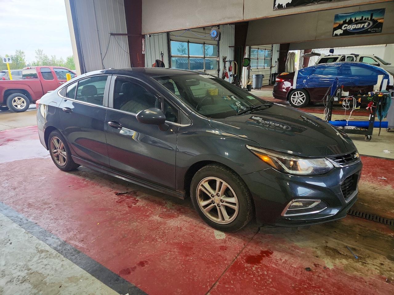 2017 Chevrolet Cruze Lt - zdjęcie 4