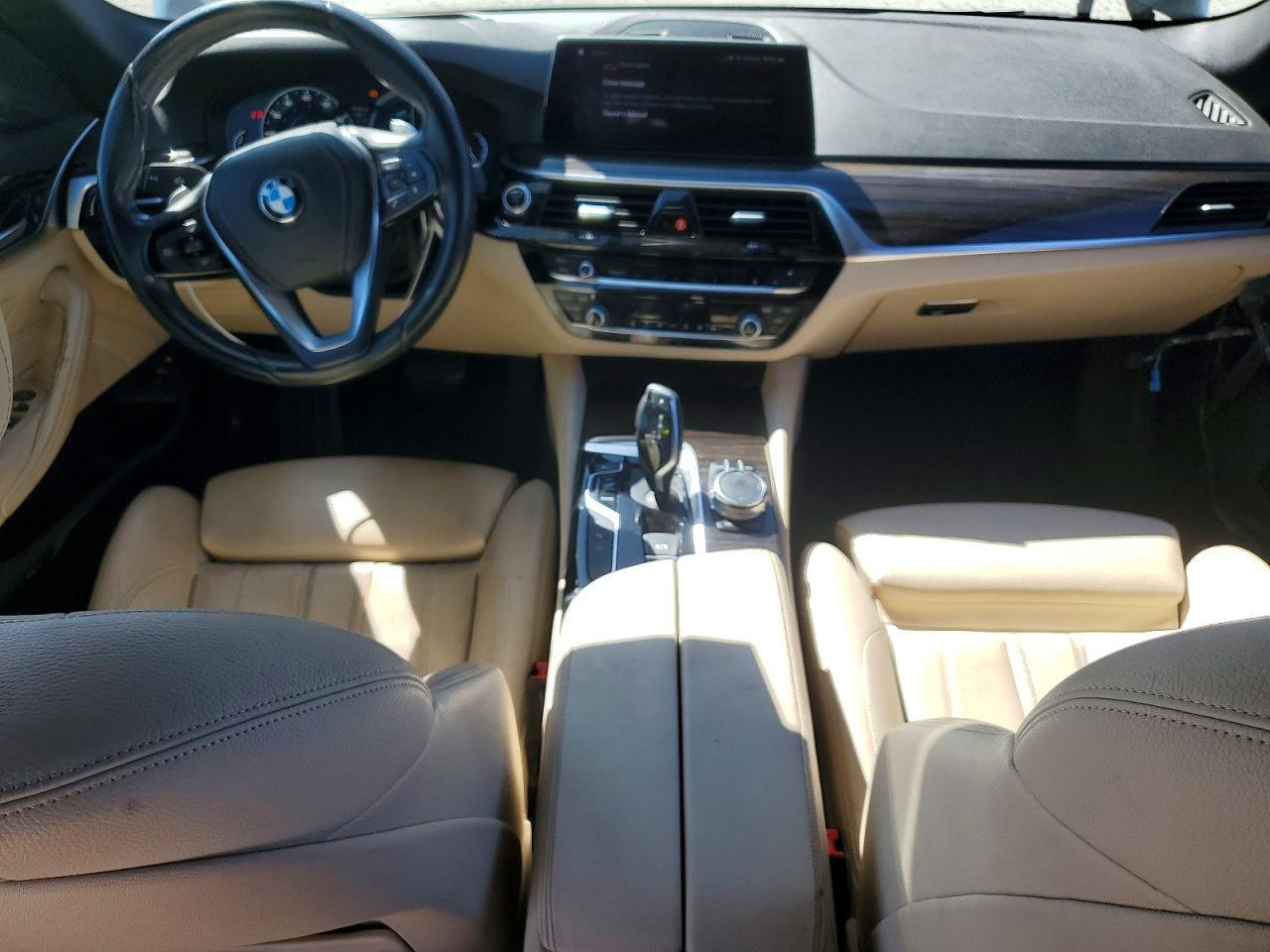 2018 BMW 530E - zdjęcie 8