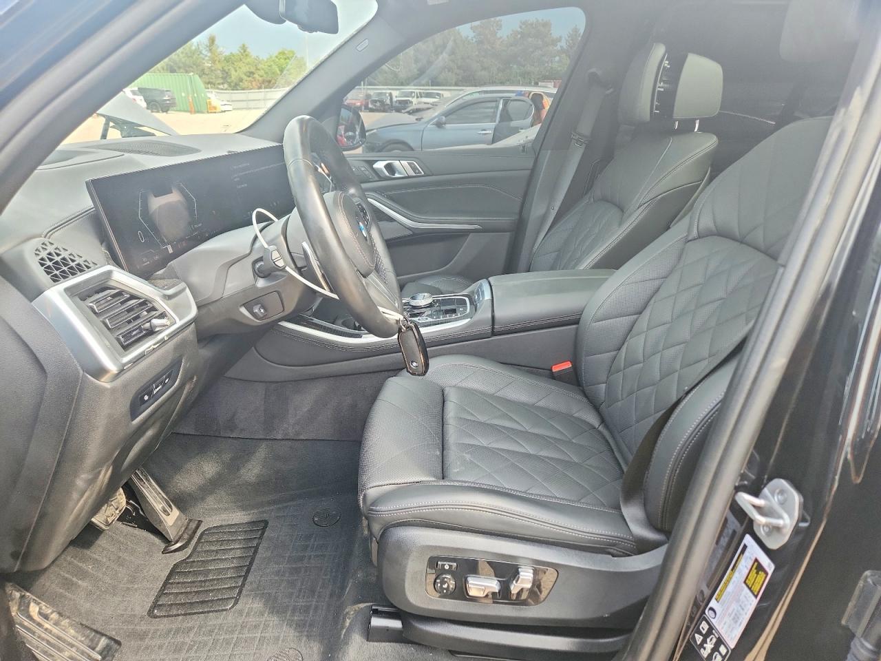 2025 BMW X5 xDrive40I - zdjęcie 7