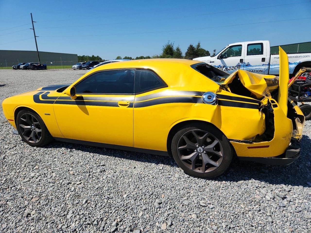 2019 Dodge Challenger R/T - zdjęcie 2