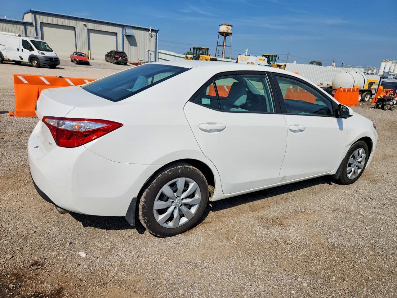 2016 Toyota Corolla Le - zdjęcie 3