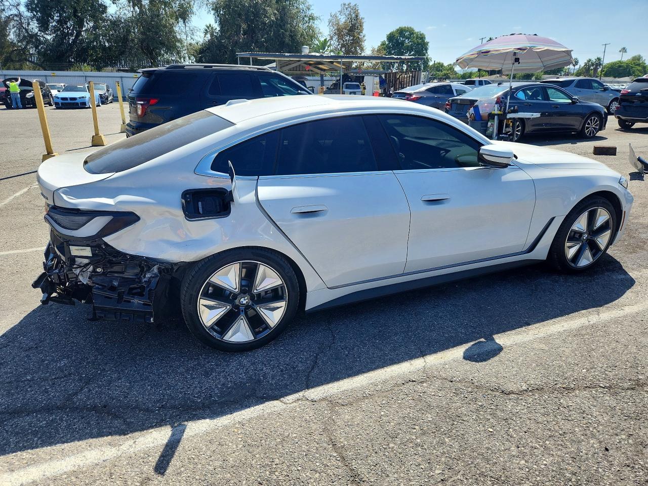 2026 BMW I4 Edrive 40 - zdjęcie 3