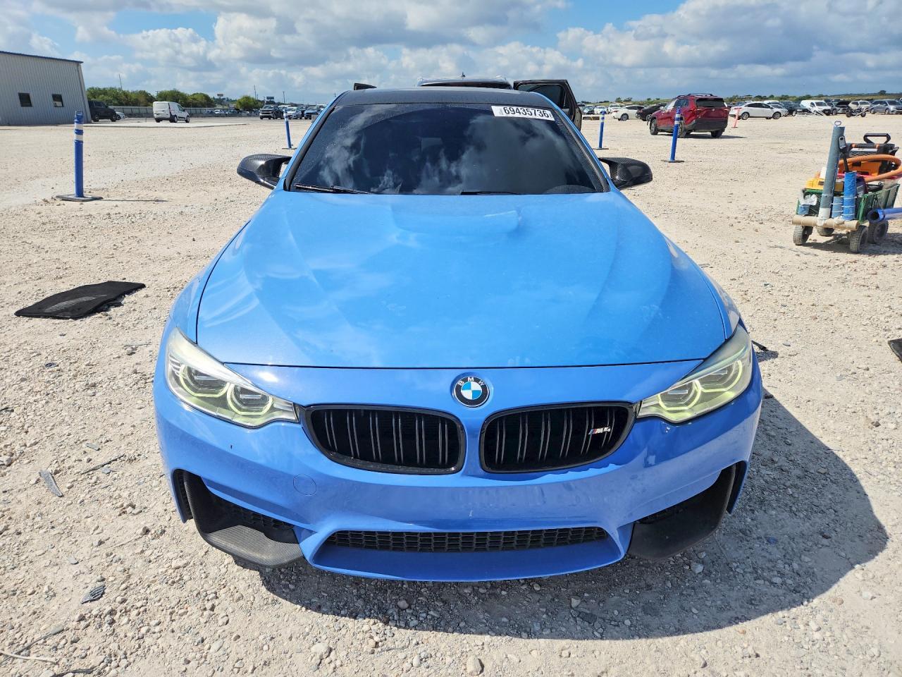 2017 BMW M4 - zdjęcie 5