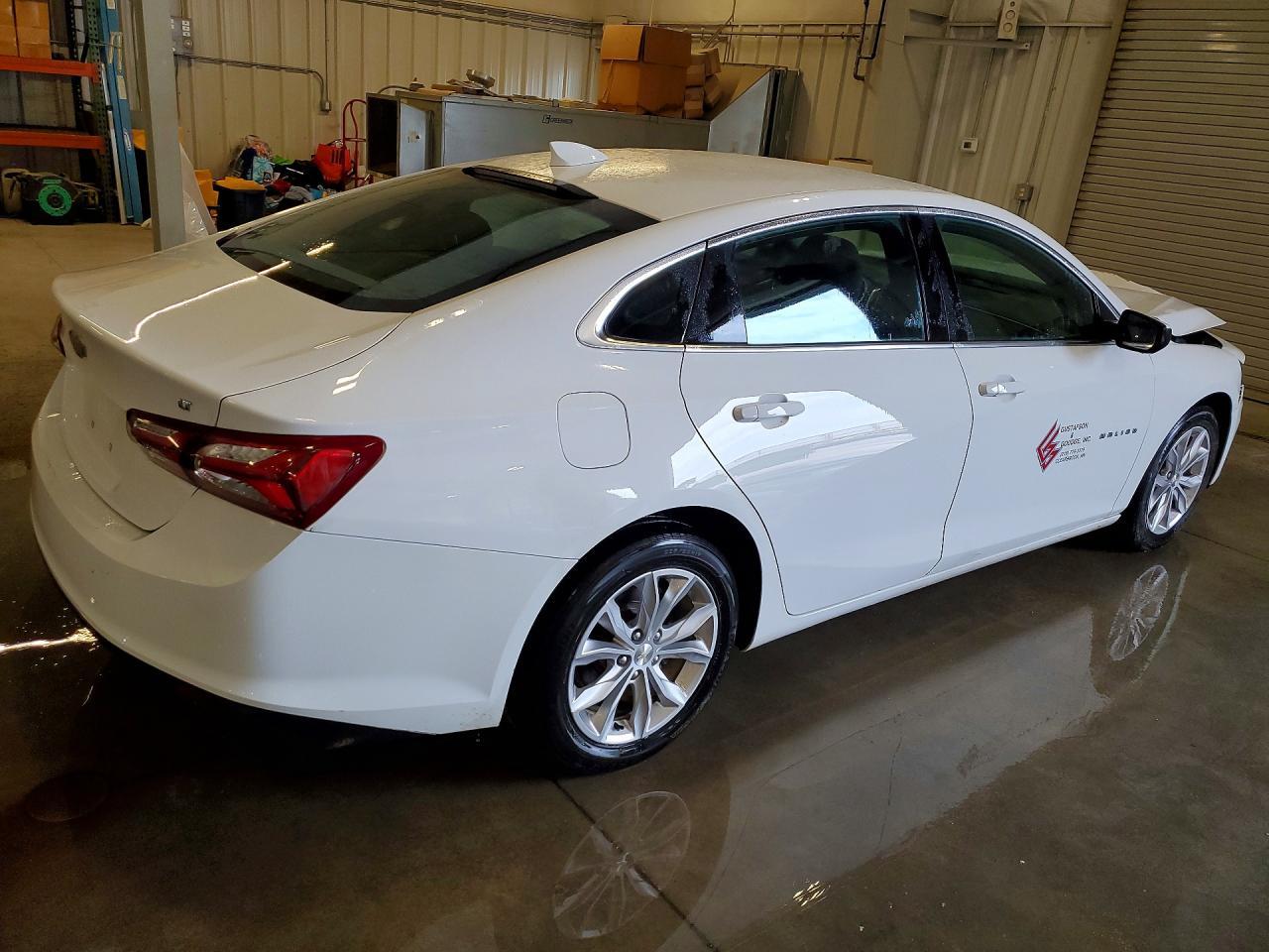 2021 Chevrolet Malibu Lt - zdjęcie 3