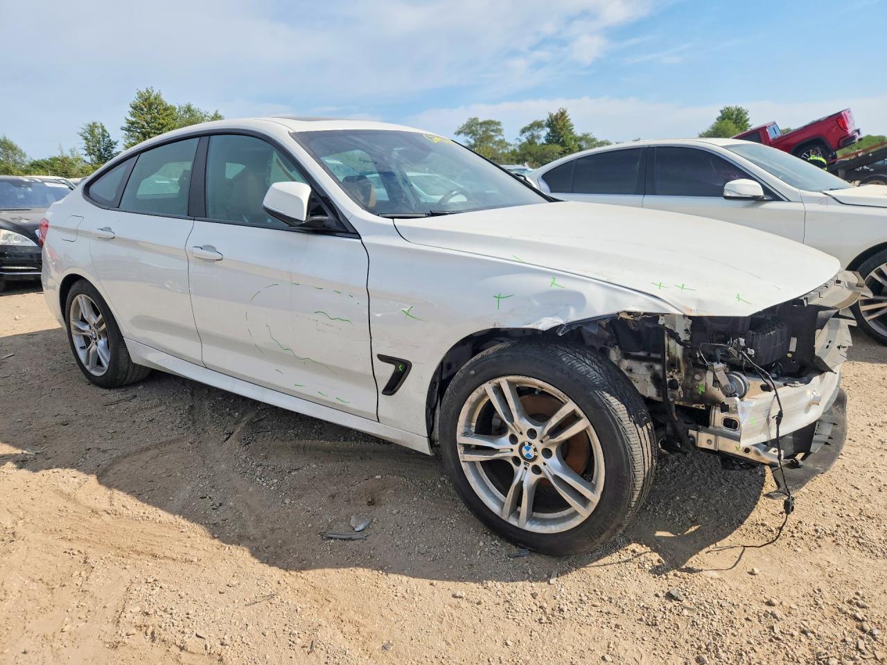 2017 BMW Seria 3 330i - zdjęcie 4