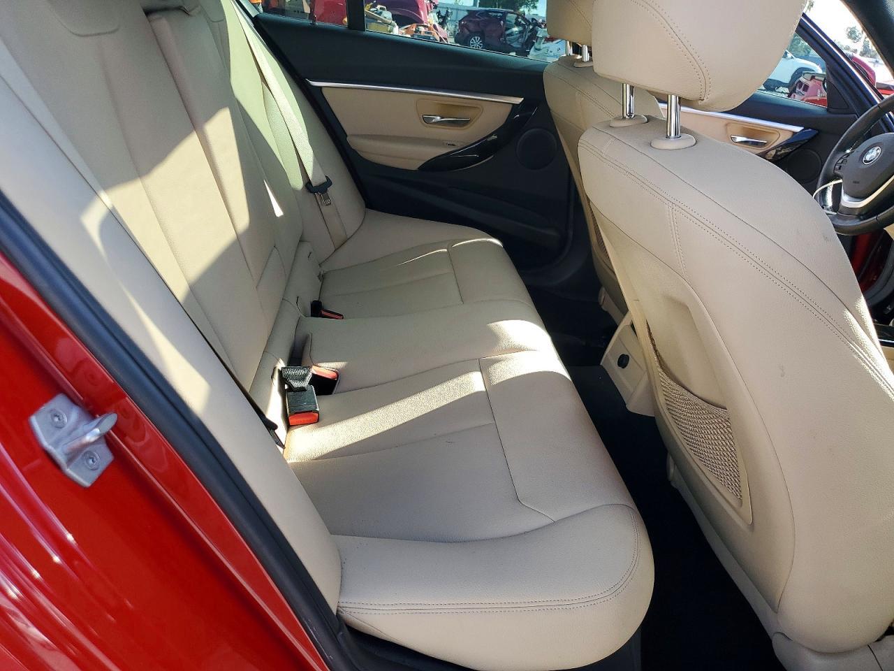 2018 BMW 330 I - zdjęcie 10