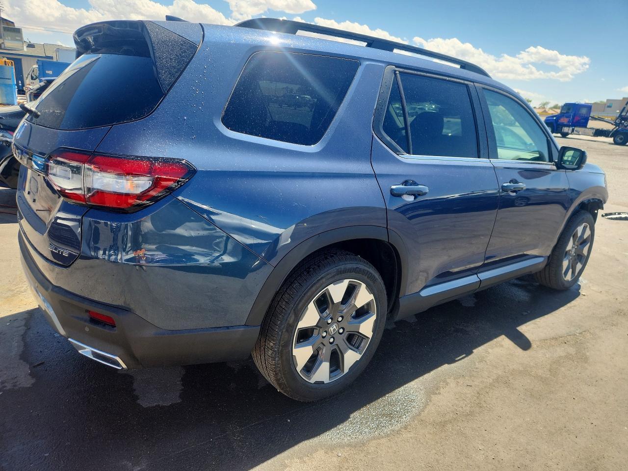 2026 Honda Pilot Elite - zdjęcie 3