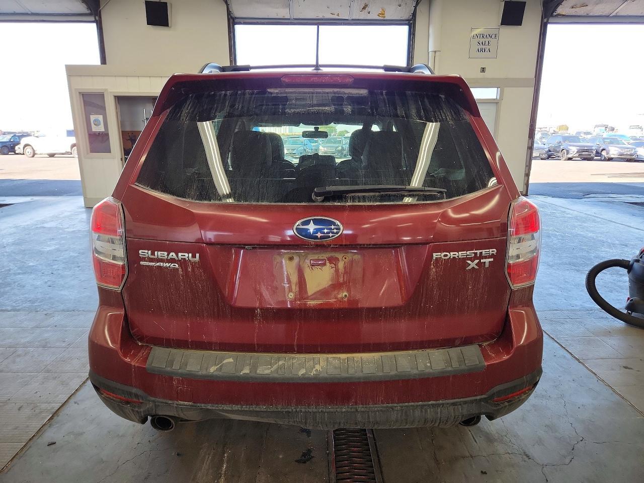 2014 Subaru Forester 2.0Xt Touring - zdjęcie 6
