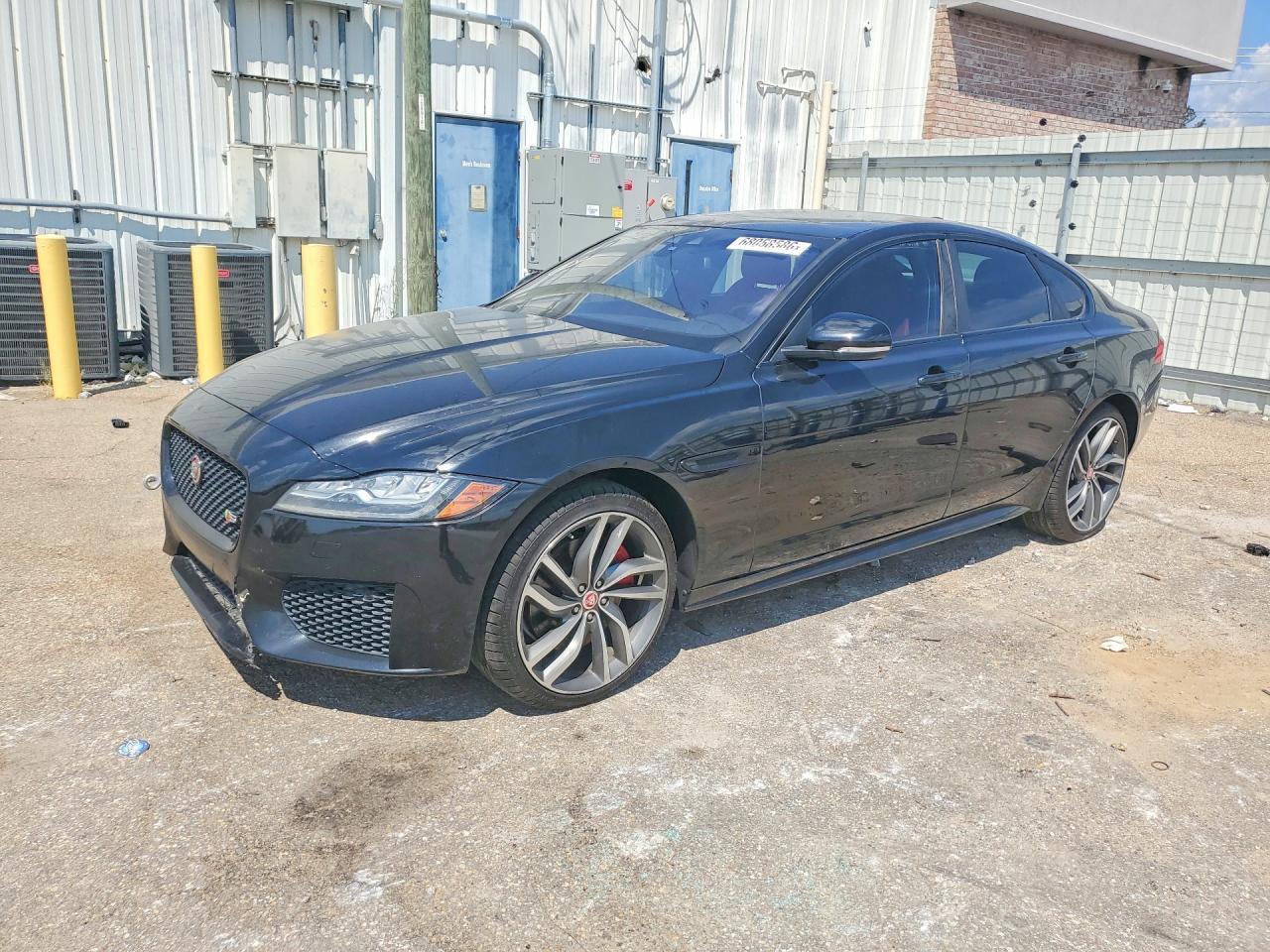 2017 Jaguar Xf S - zdjęcie główne