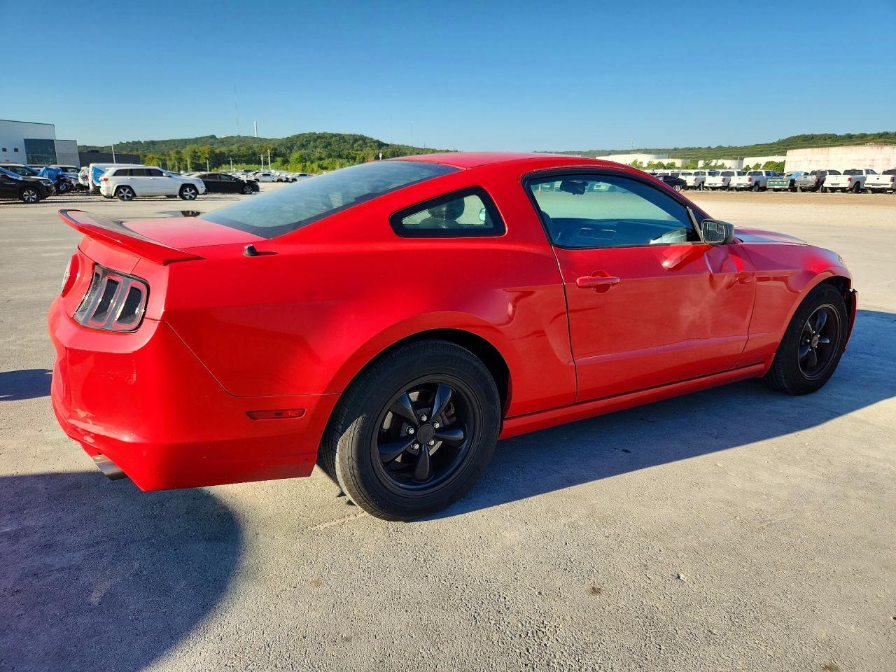 2014 Ford Mustang - zdjęcie 3