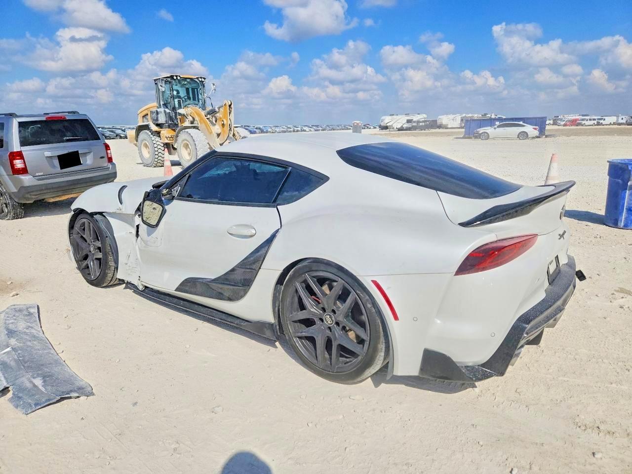 2021 Toyota Gr Supra 3.0 Premium - zdjęcie 2
