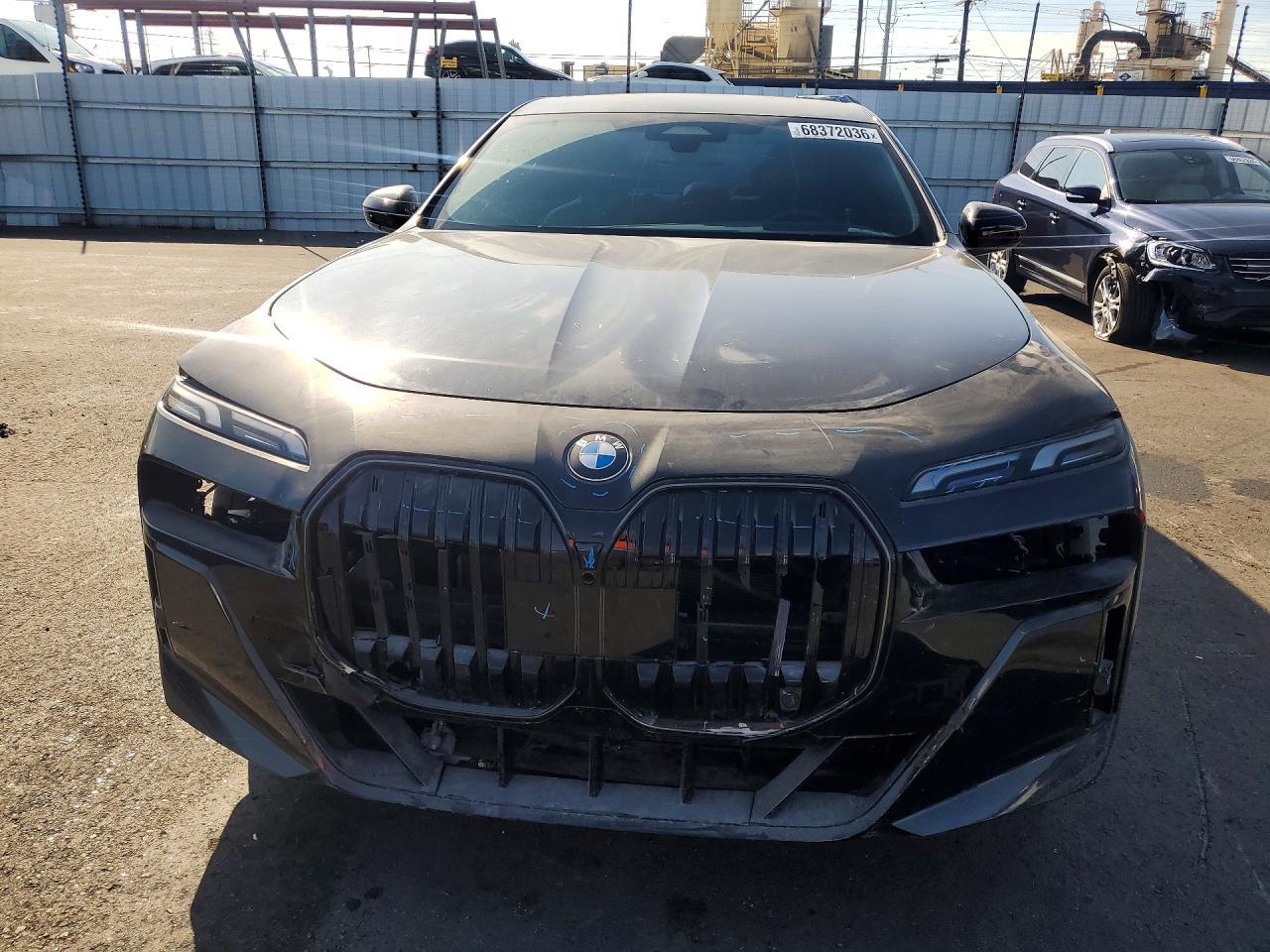 2025 BMW 740 I - zdjęcie 5