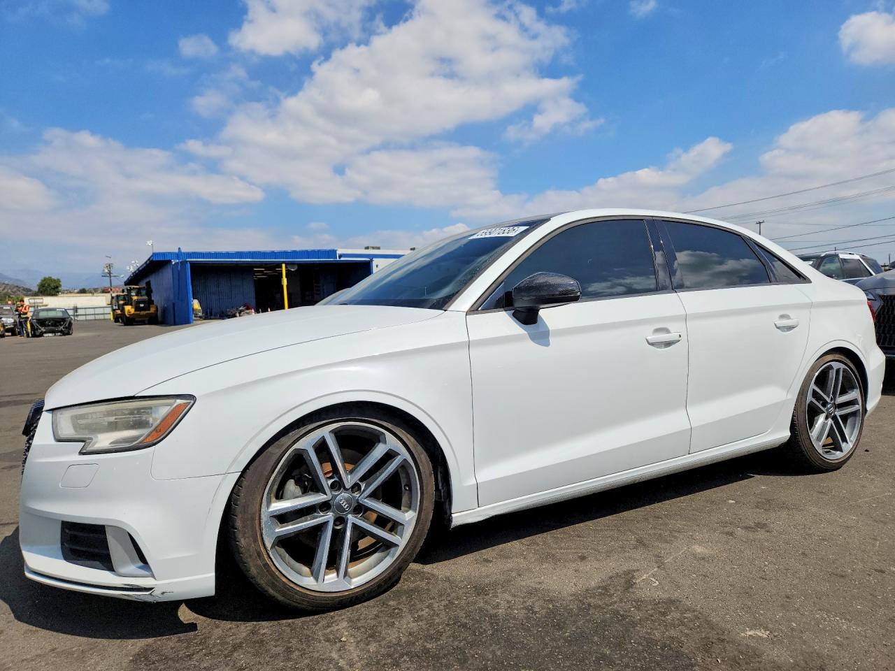 Audi A3 - zdjęcie 1