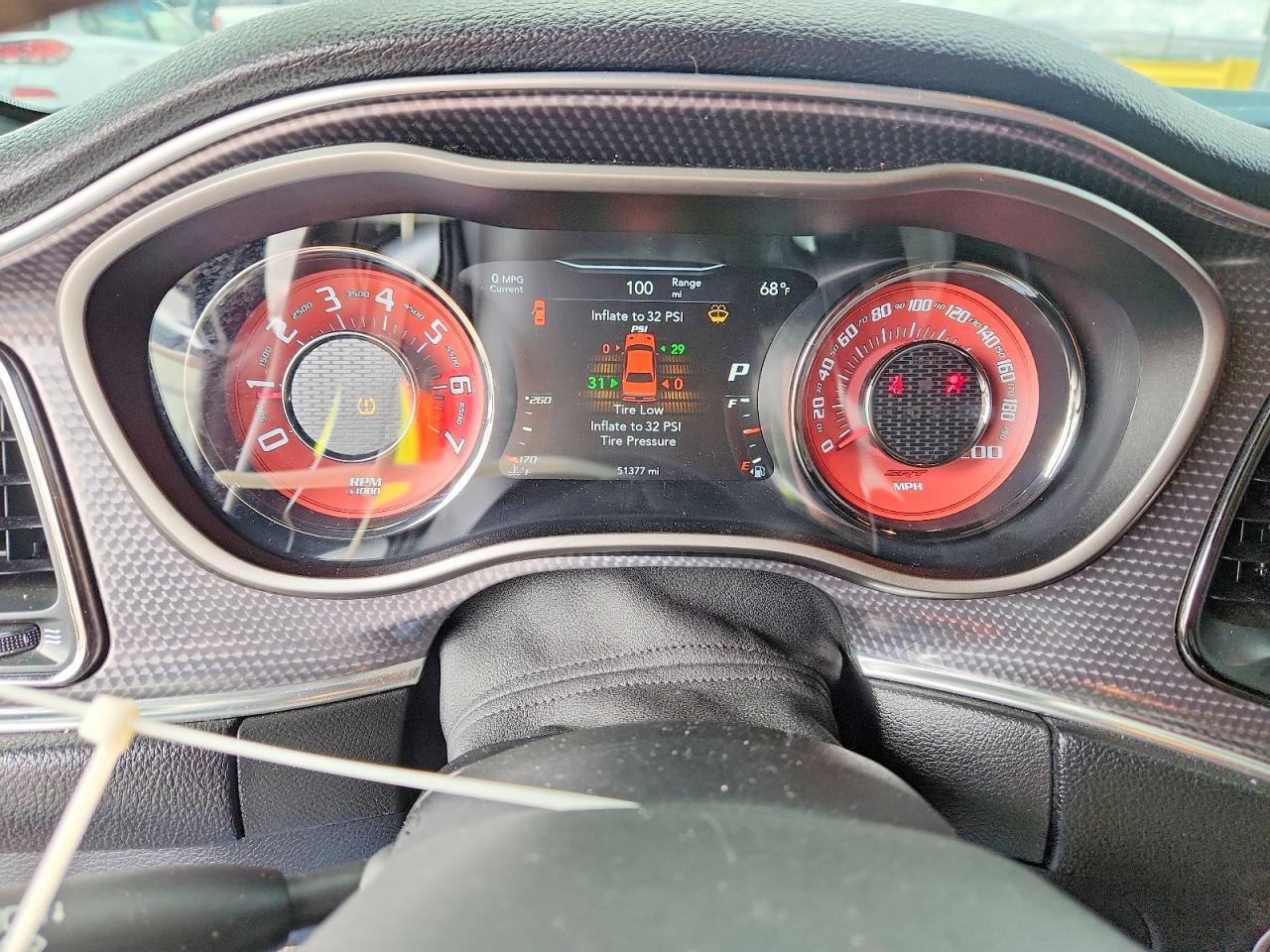 2016 Dodge Challenger Srt Hellcat - zdjęcie 9