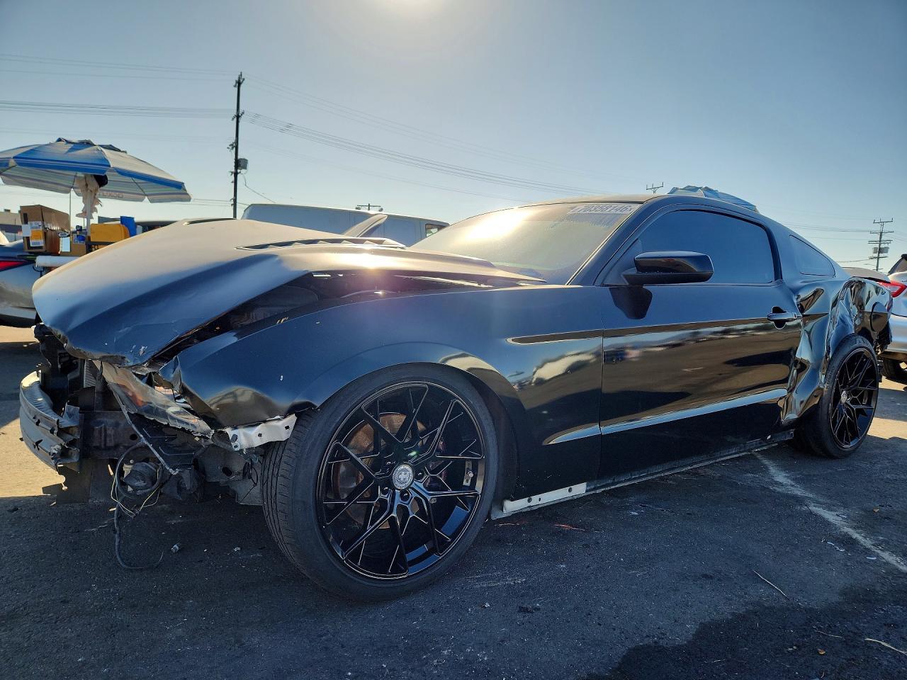 2014 Ford Mustang - zdjęcie główne
