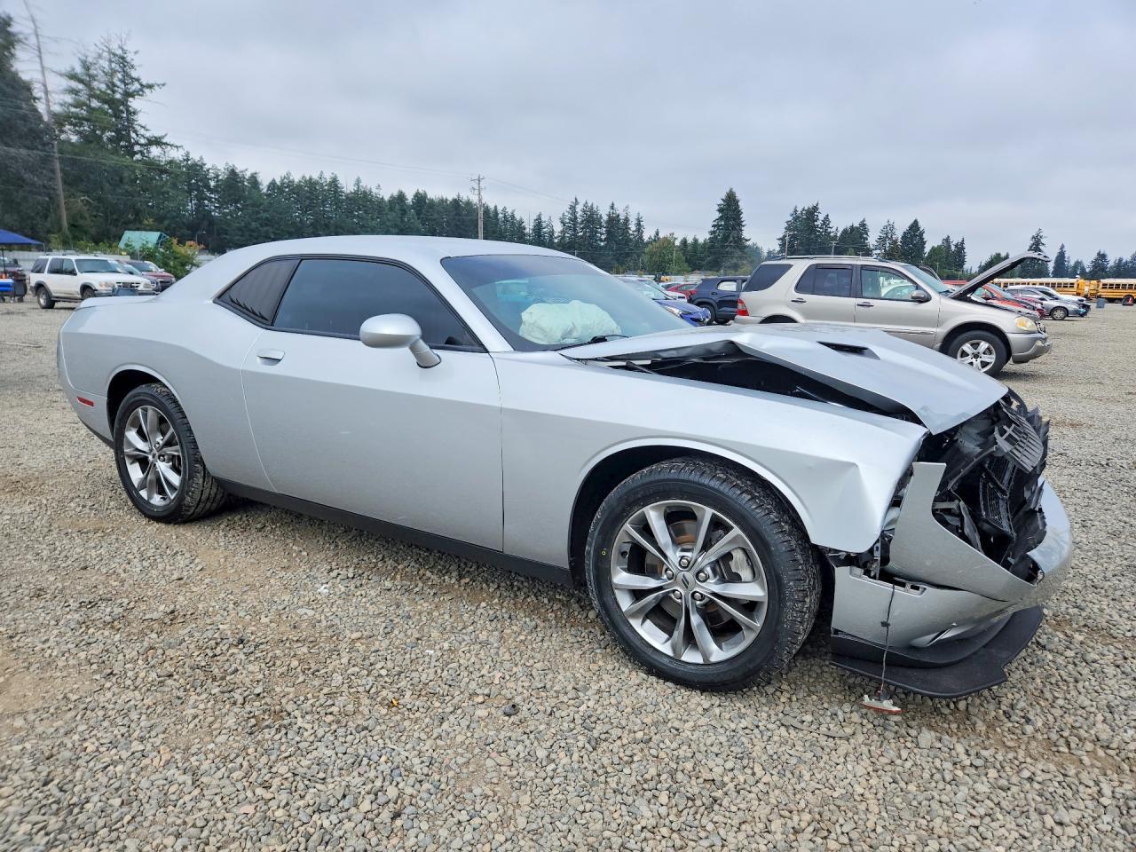 2021 Dodge Challenger Sxt - zdjęcie 4