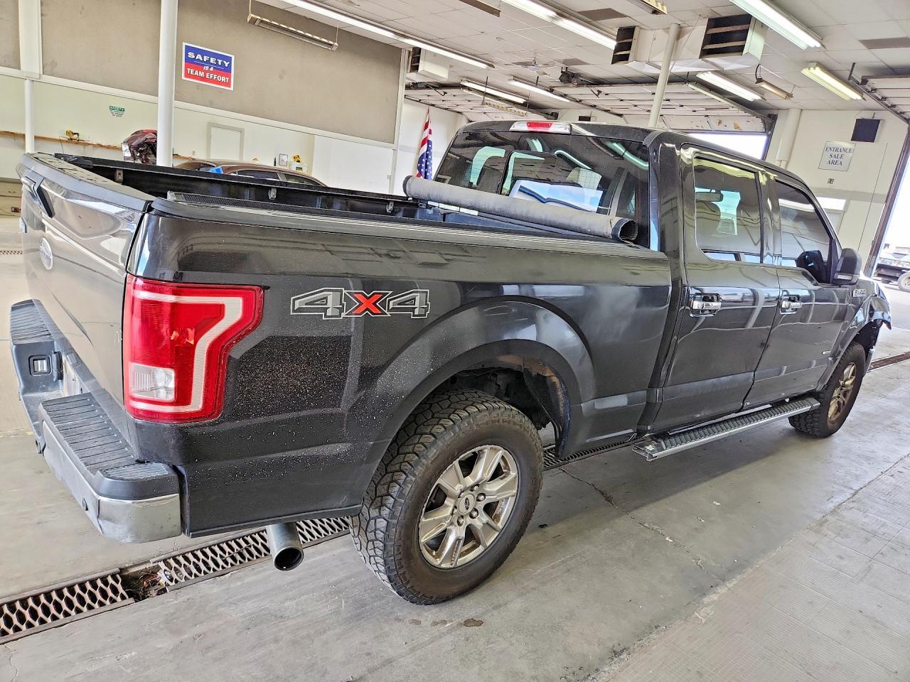 2015 Ford F150 Supercrew - zdjęcie 3