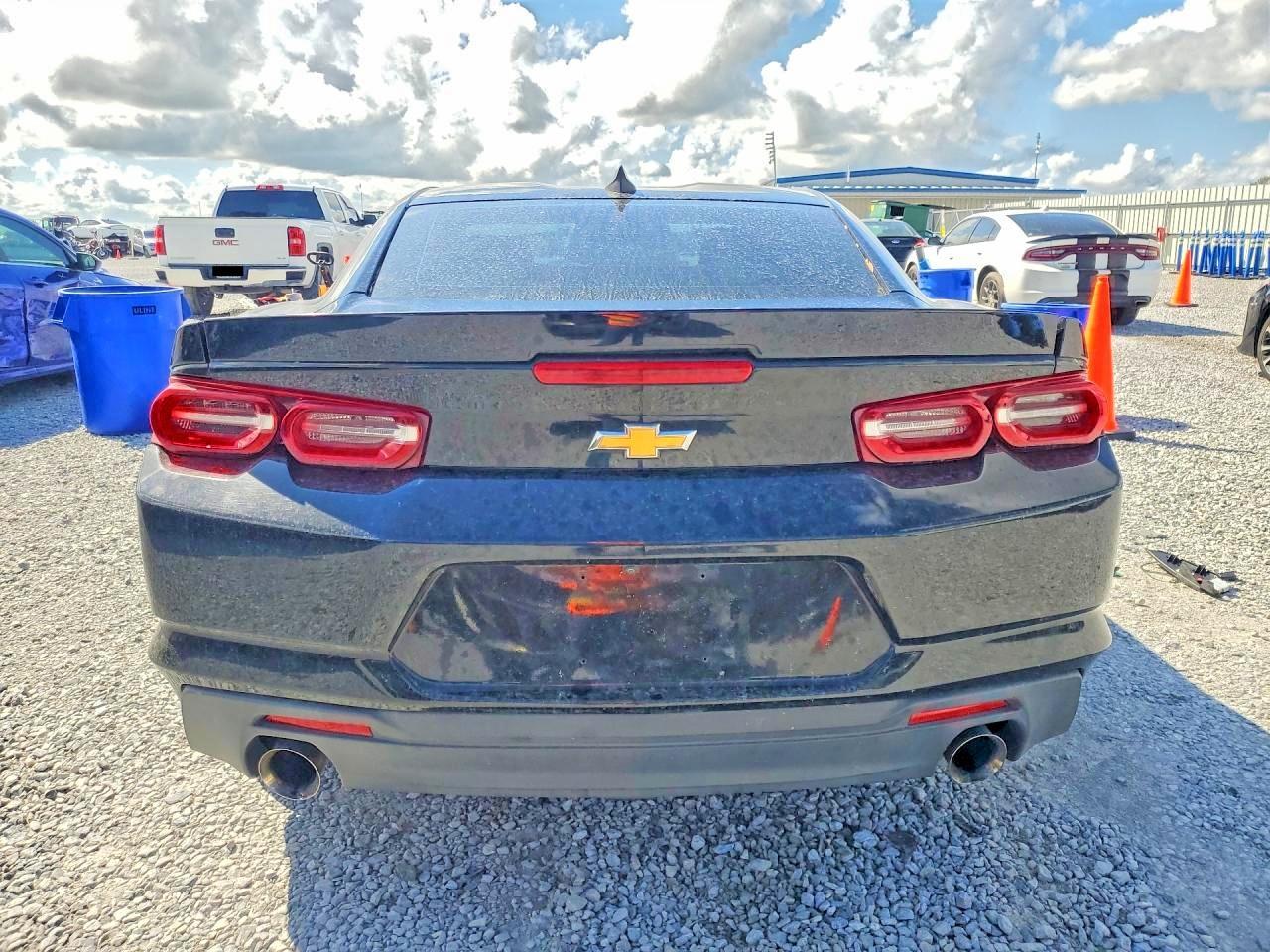 2020 Chevrolet Camaro Ls - zdjęcie 6