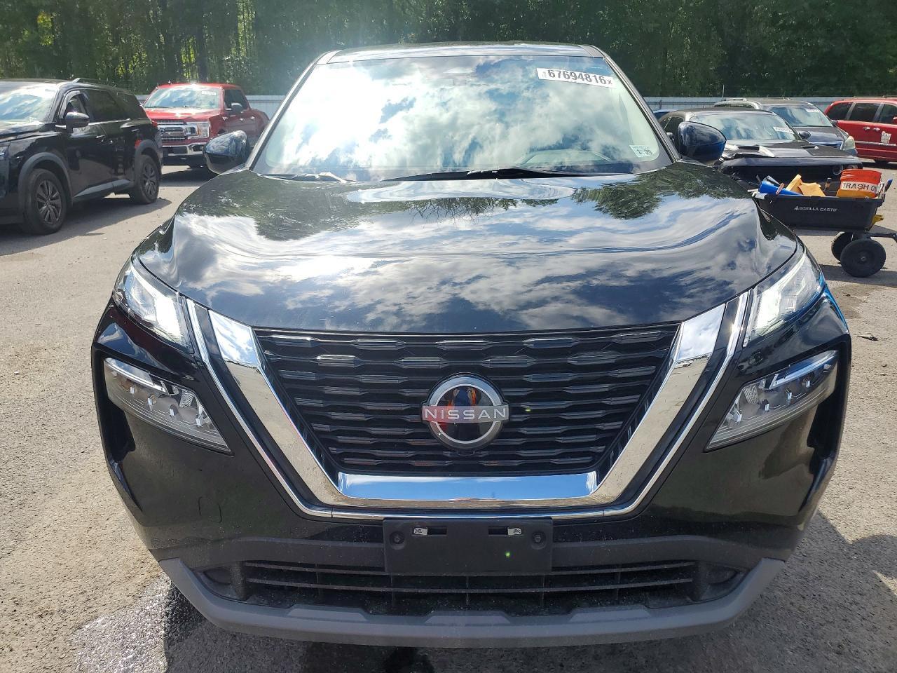 2023 Nissan Rogue Sv - zdjęcie 5