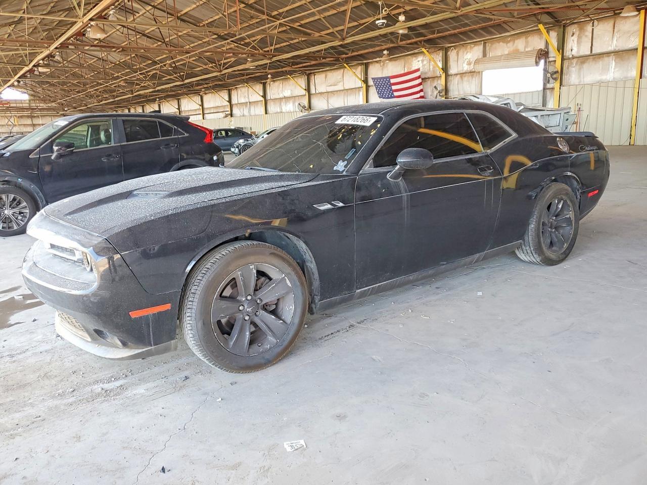 2016 Dodge Challenger Sxt - zdjęcie główne