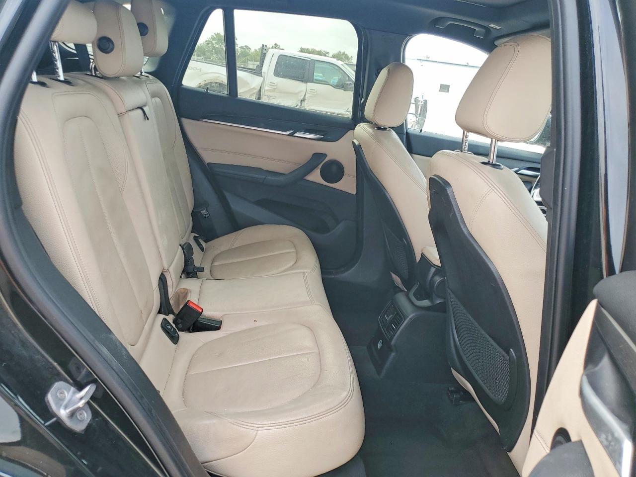2017 BMW X1 xDrive28I - zdjęcie 11