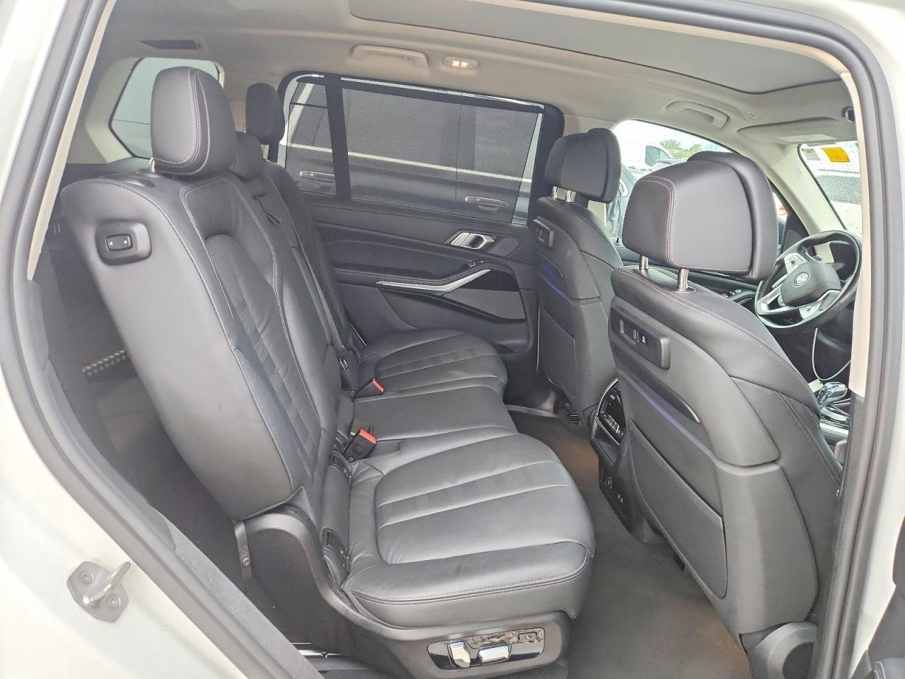 2019 BMW X7 xDrive50I - zdjęcie 10